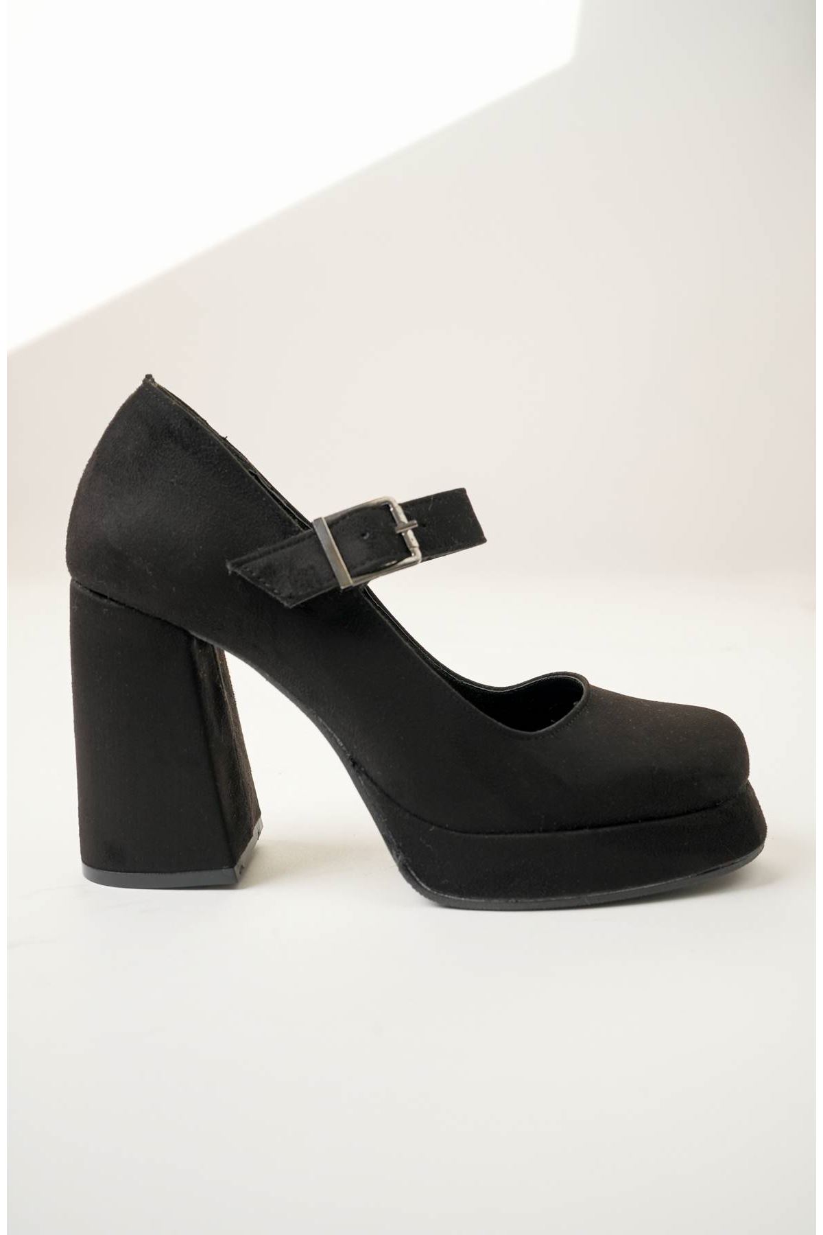 Dolgu Topuk Platform Siyah Süet Kadın Ayakkabı