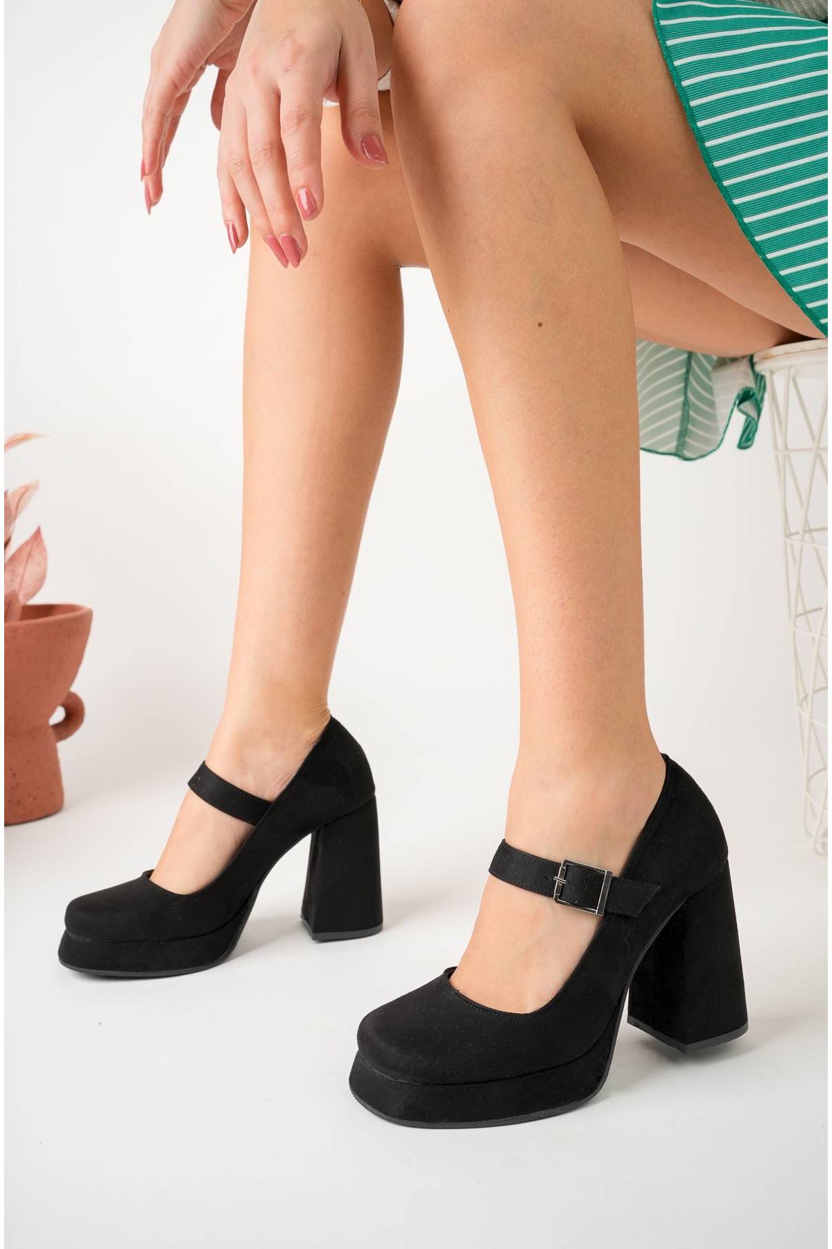 Dolgu Topuk Platform Siyah Süet Kadın Ayakkabı