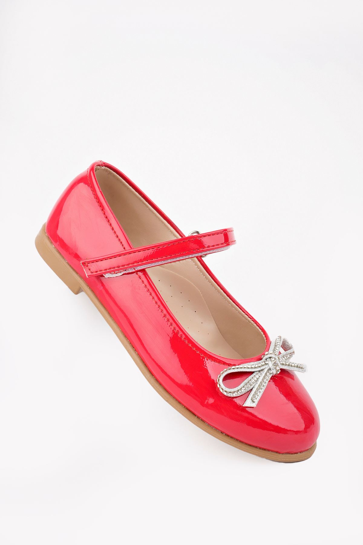 Bıyık Fiyonk Kırmızı Rugan Kız Çocuk Ayakkabı