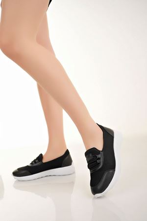 Dolgu Topuk Siyaha Beyaz Taban Aqua Ayakkabı