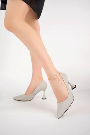 Kadeh Ökçe Dekolte Gri Saten Ayakkabı