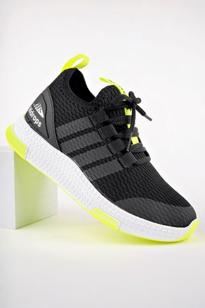 Sarı Garnili Siyah Çocuk Spor Ayakkabı