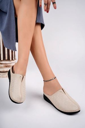 Ortapedik Ped Burnu Kapalı Nakışlı Terlik