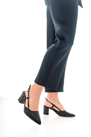 Su Yolu Siyah Kadın Stiletto